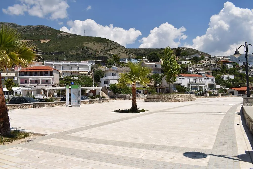 Bujar Apartments Qeparo