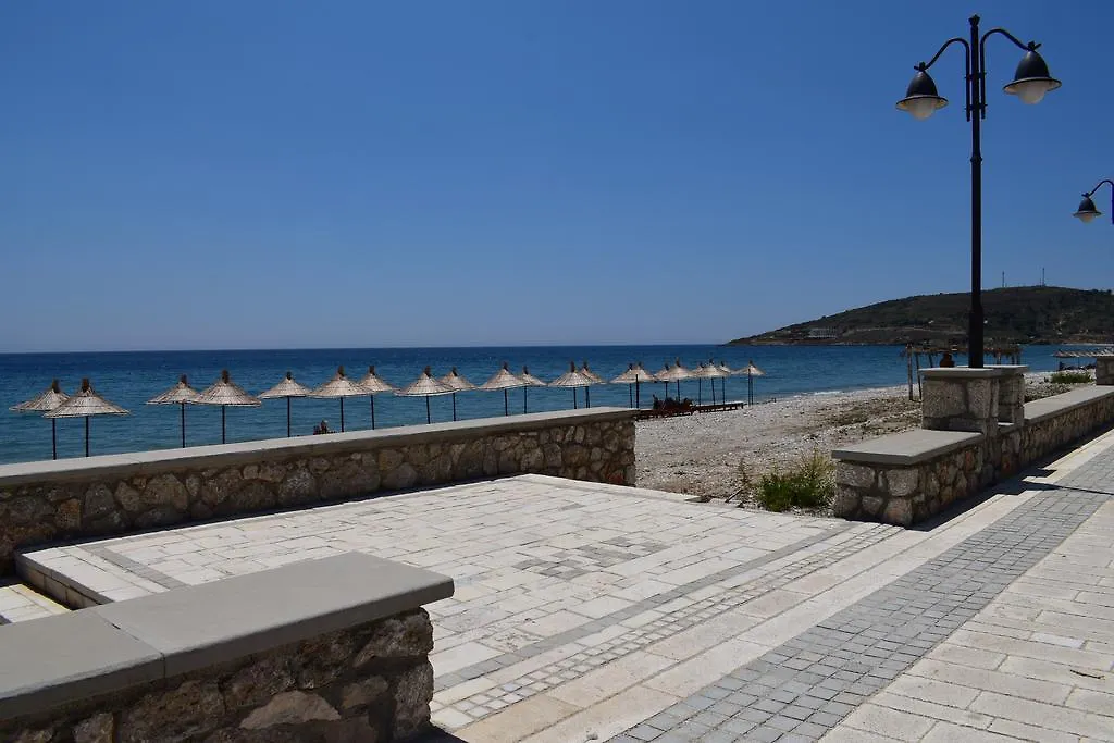 Bujar Apartments Qeparo 0*,