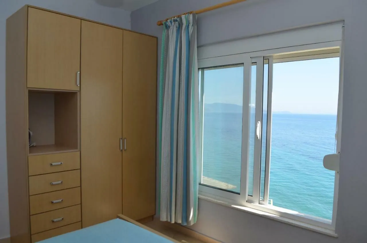 Bujar Apartments Qeparo