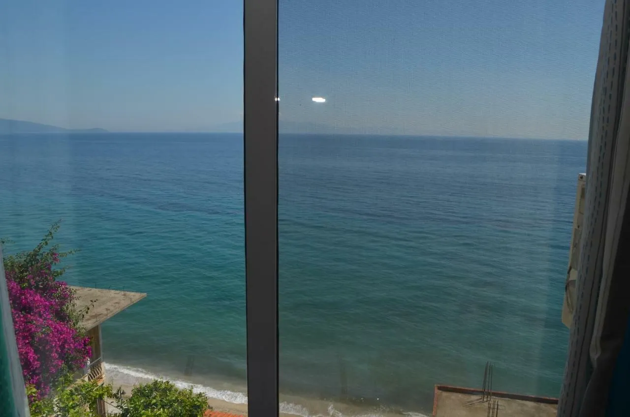 Bujar Apartments Qëparo