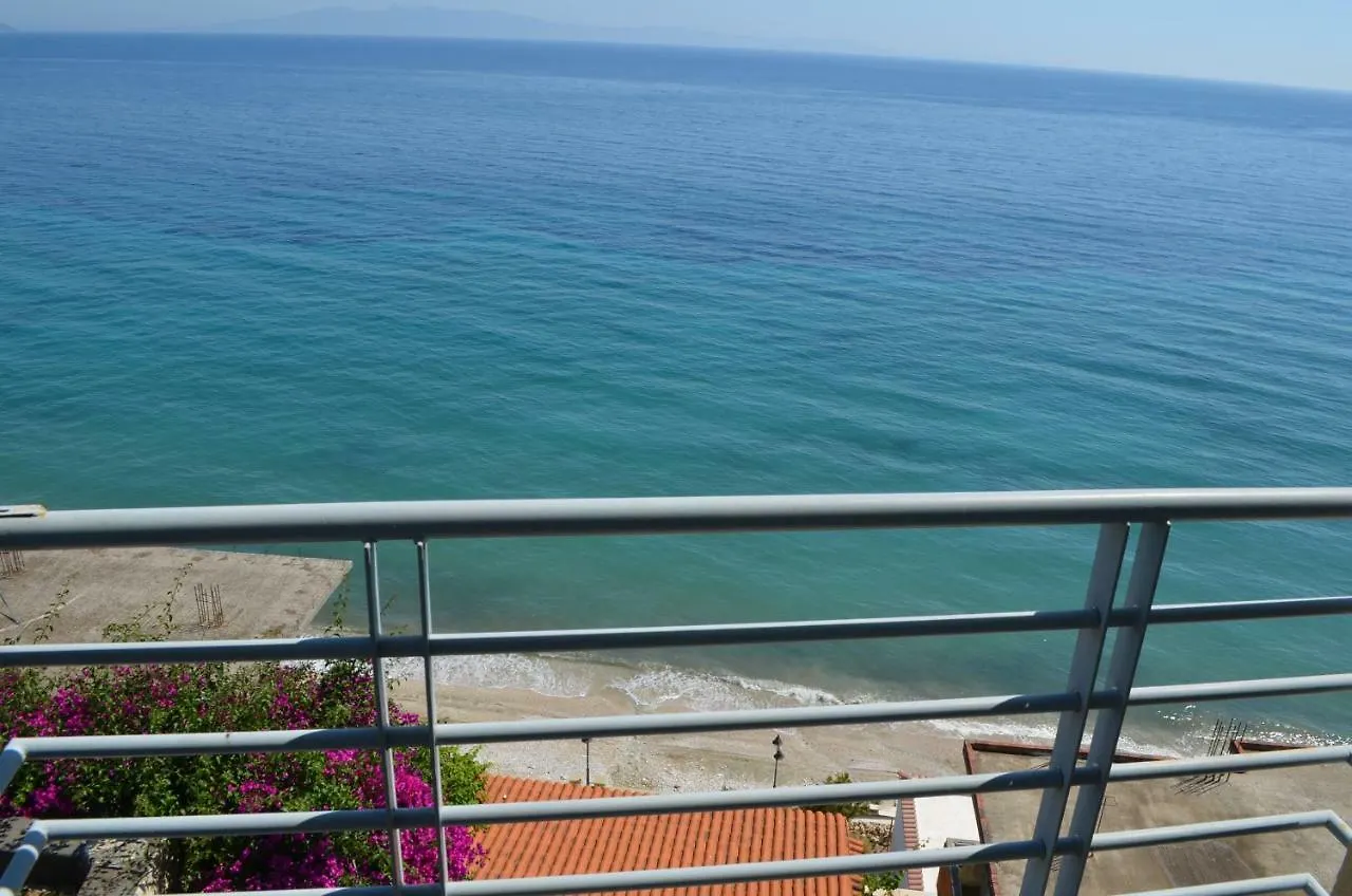 Bujar Apartments Qeparo