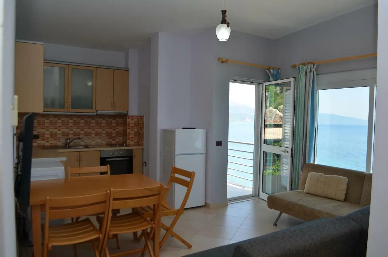 Bujar Apartments Qeparo